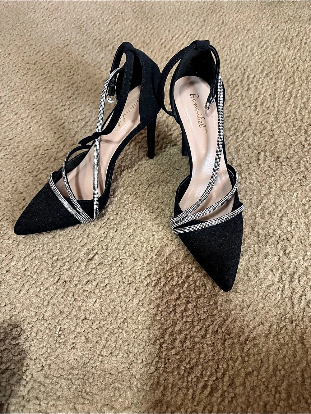 Bonnibel Black & Silver Pointed-Toe Heels